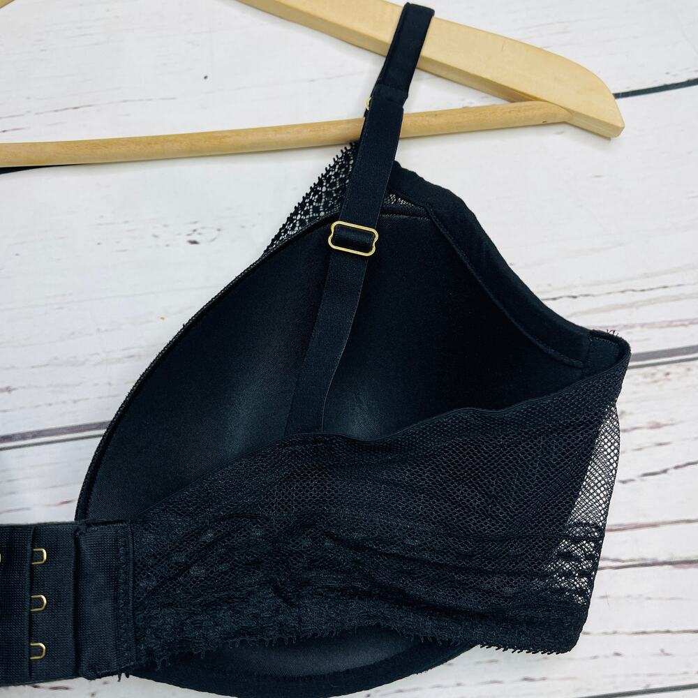 Victoria's Secret Black Incredible Plunge Lace Bra - Picture 10 of 16